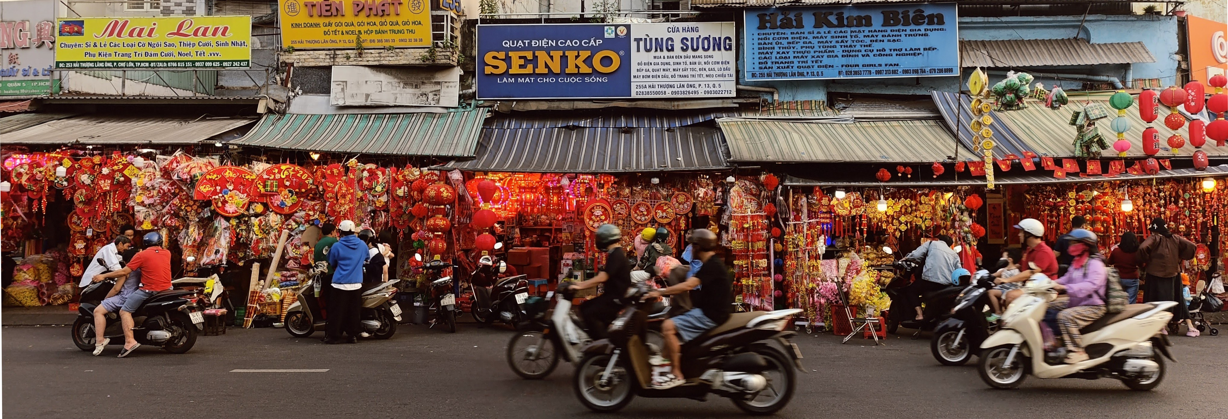 Vietnam street scene at dusk